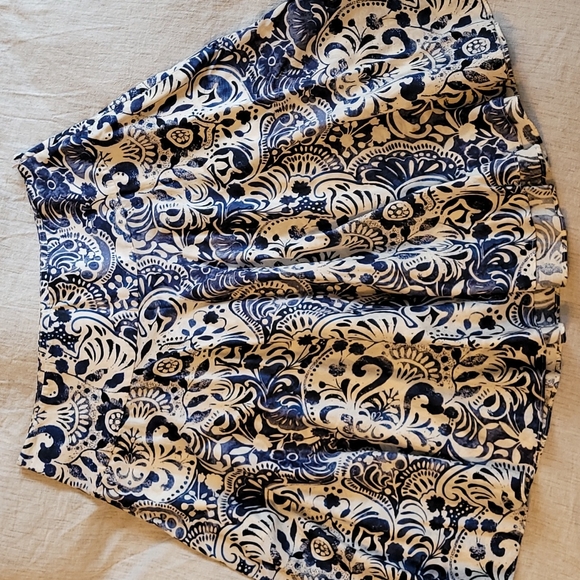 Ralph Lauren Dresses & Skirts - Ralph Lauren Patterned Floral Blue Skirt 8